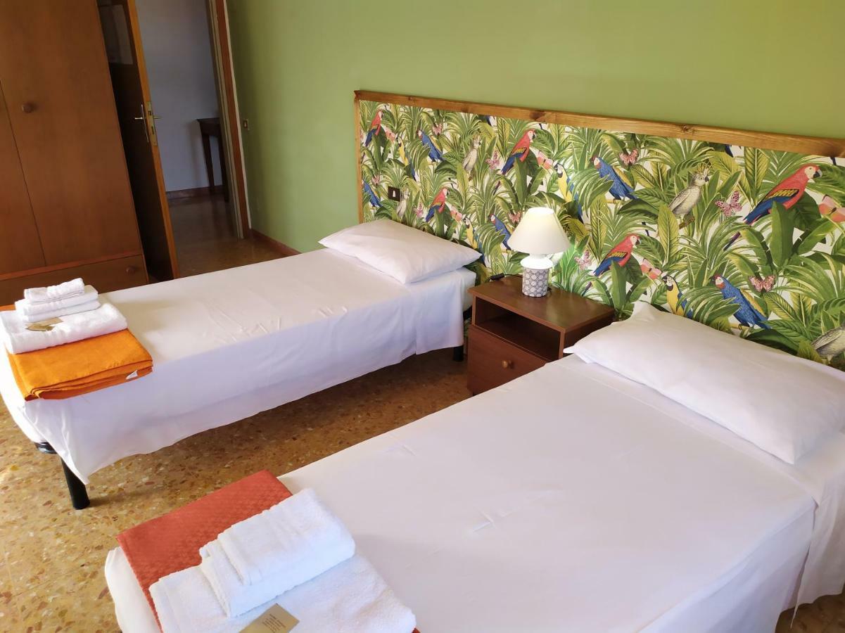Delle Cartiere Hostel *